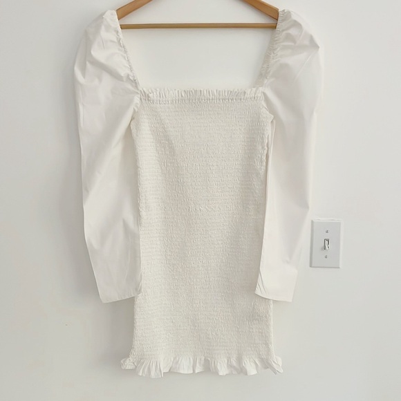 Aritzia Wilfred Smocked Maelys Dress White - Picture 6 of 15